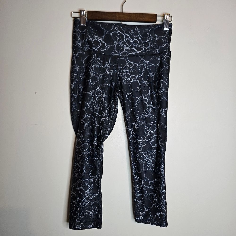 Under Armour Black Marbled Compression Capris Womens Medium